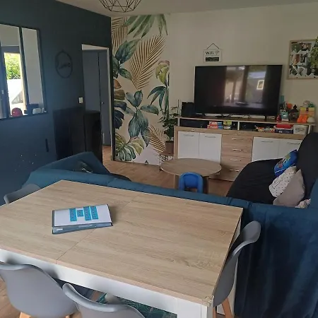 House With Enclosed Garden Without Neighbors And Jacuzzi * Saint-Valérien